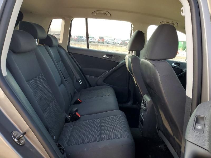 2011 Volkswagen Tiguan s