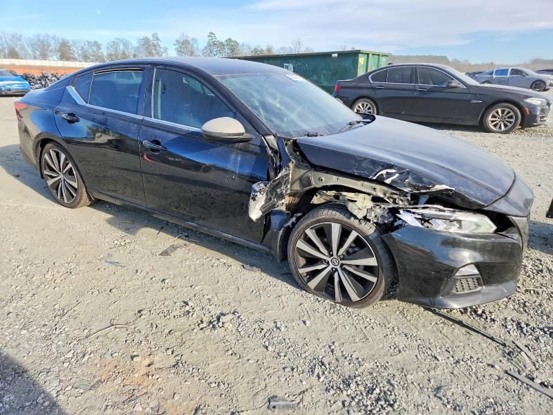 2020 Nissan Altima sr