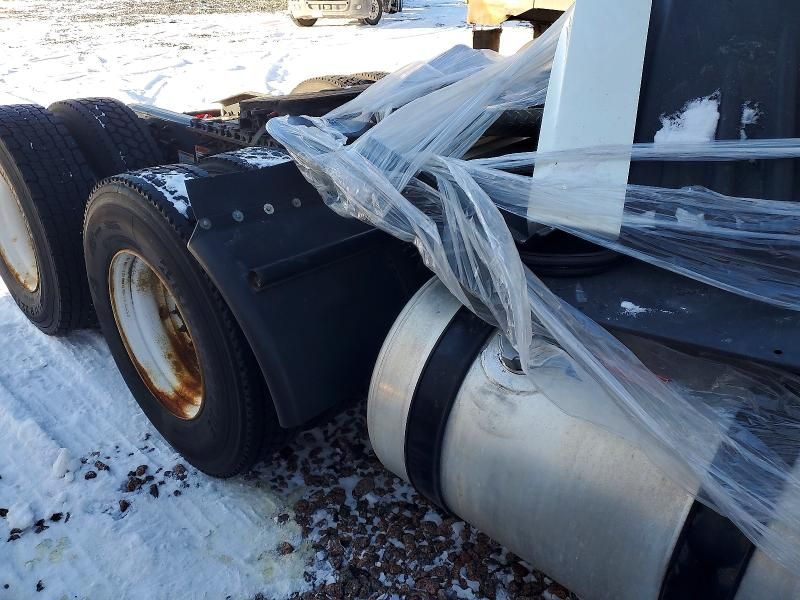 2022 Freightliner Cascadia 126 Semi Truck