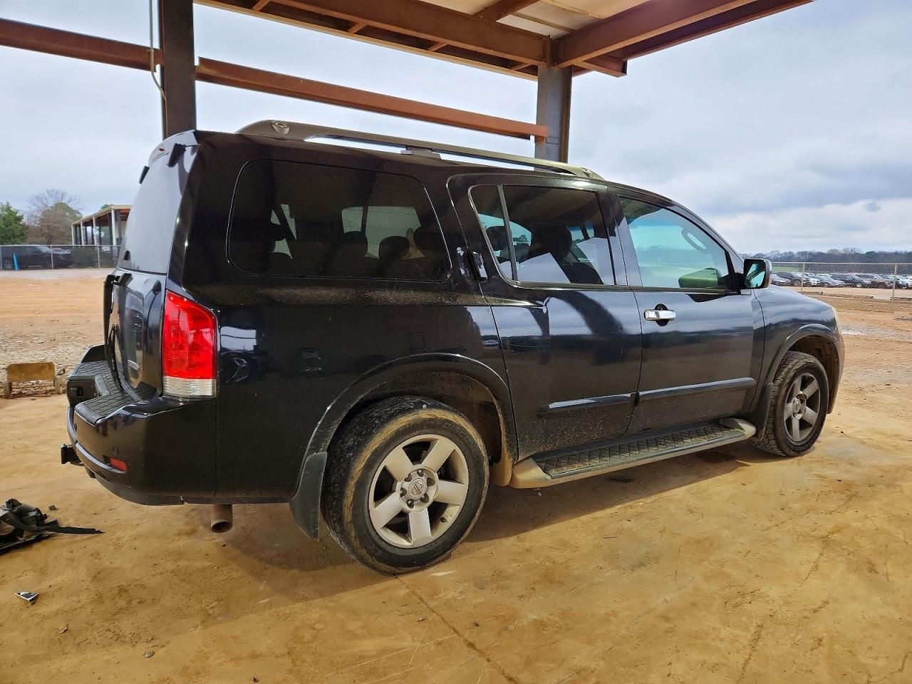 2011 Nissan Armada sv