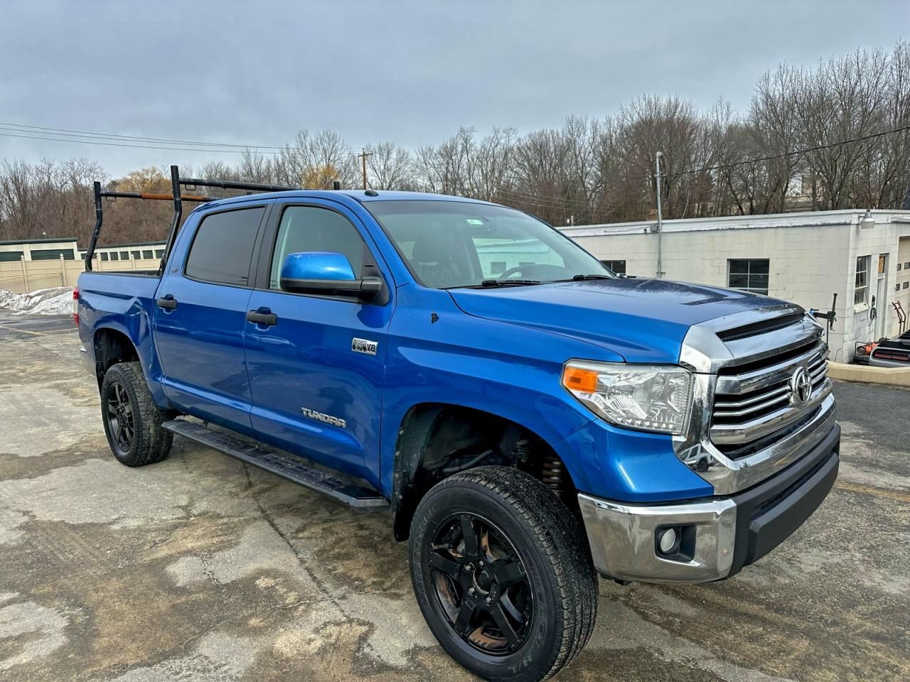 2016 Toyota Tundra Crewmax SR5