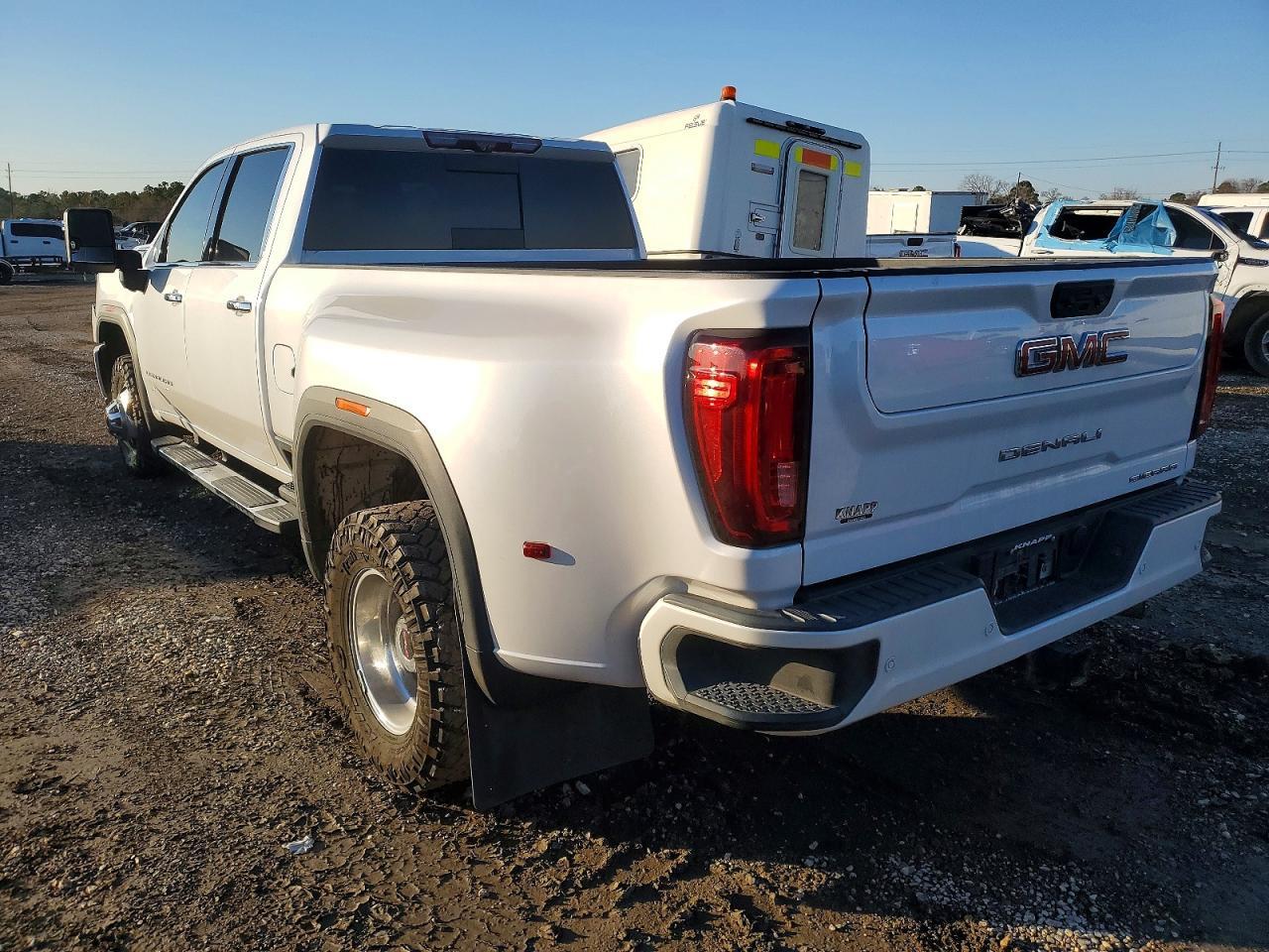 2020 GMC Sierra K3500 Denali