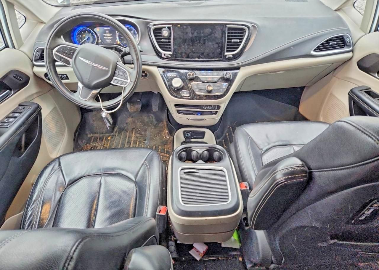 2022 Chrysler Pacifica Touring l