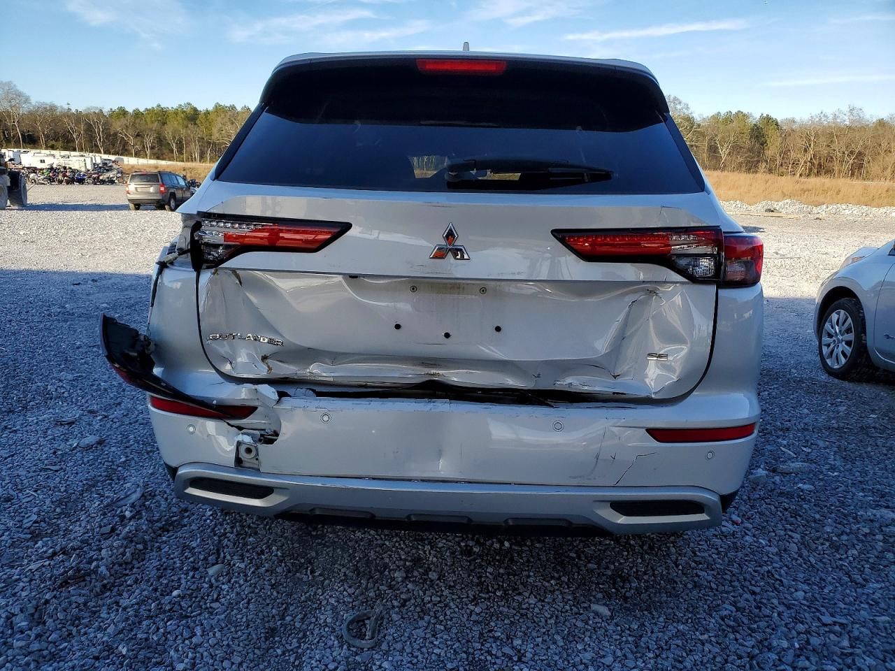 2024 Mitsubishi Outlander se