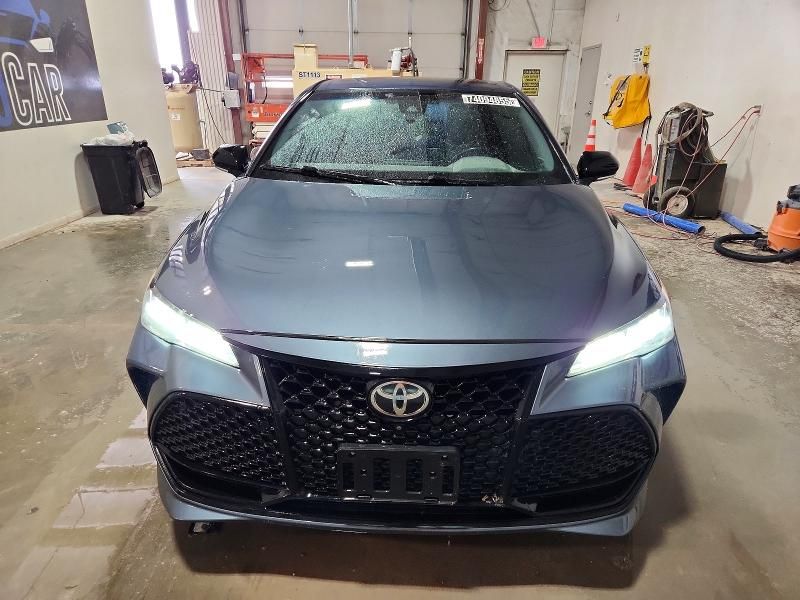 2019 Toyota Avalon xle