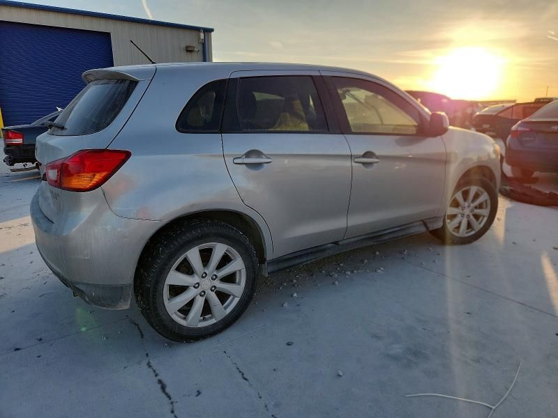 2013 Mitsubishi Outlander Sport es