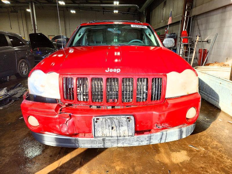 2005 Jeep Grand Cherokee Laredo
