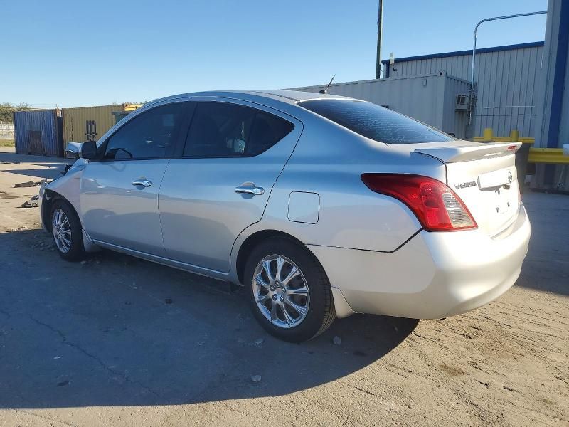 2014 Nissan Versa s