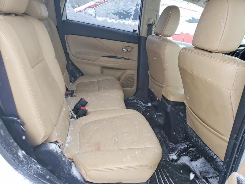 2017 Mitsubishi Outlander gt