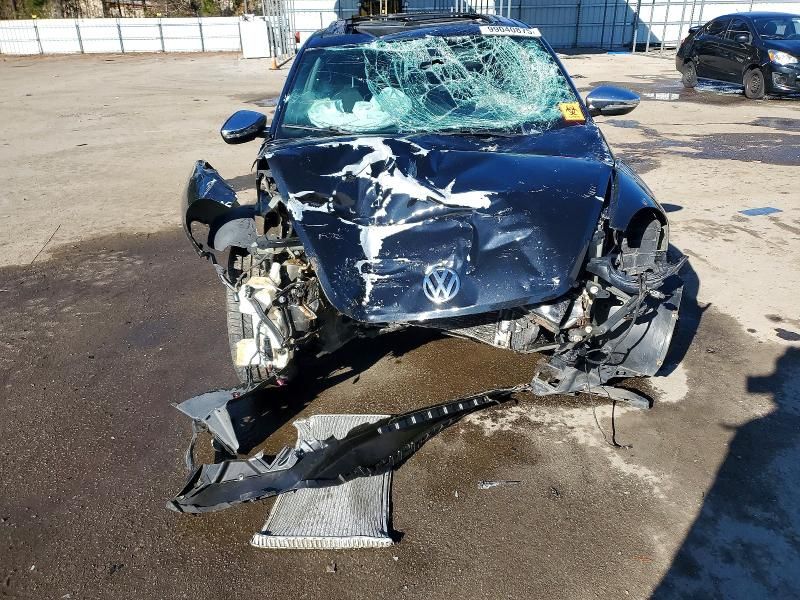 2013 Volkswagen Beetle Turbo