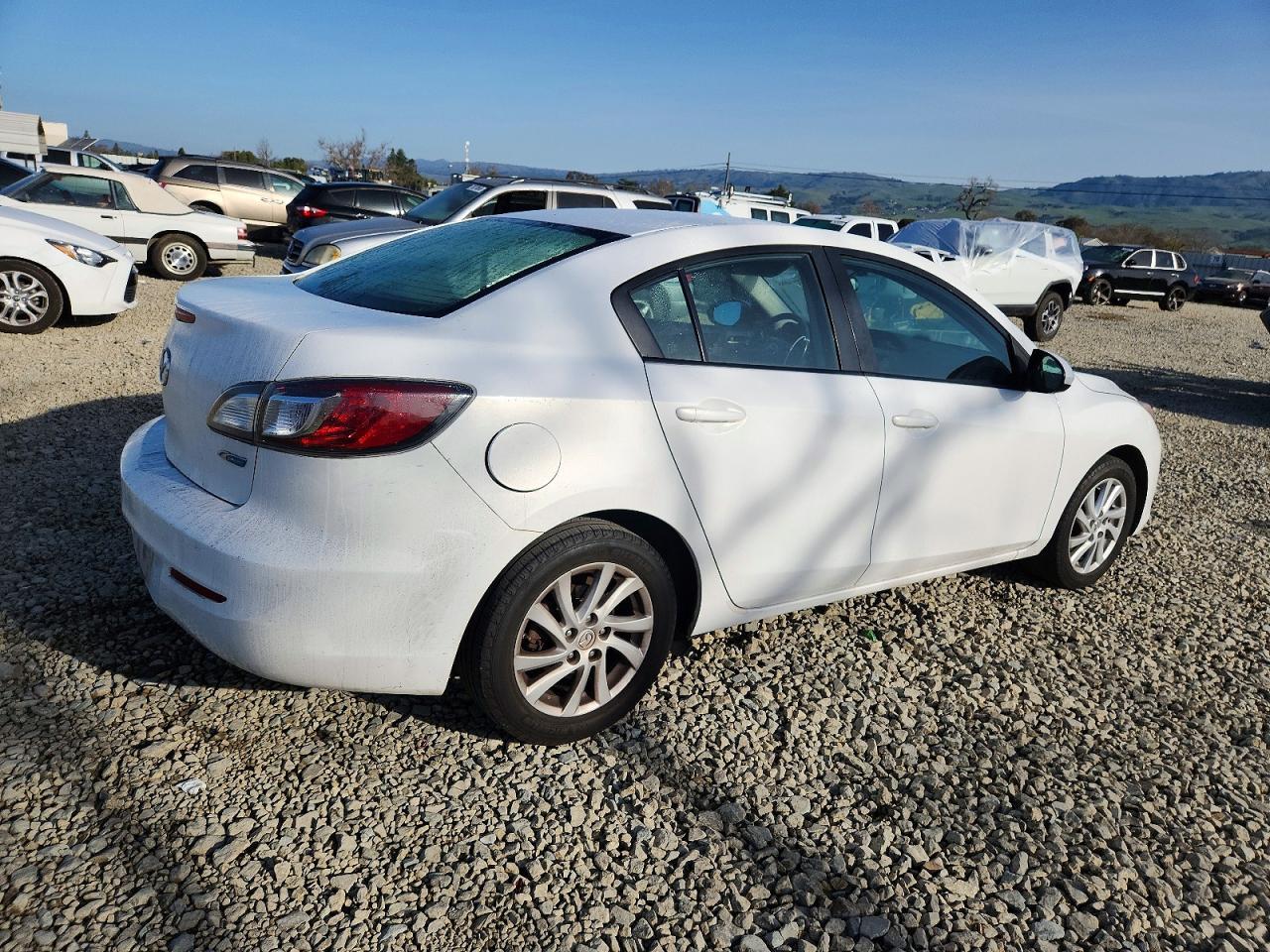 2012 Mazda 3 I