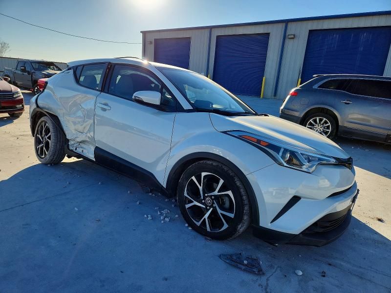 2019 Toyota C-hr xle