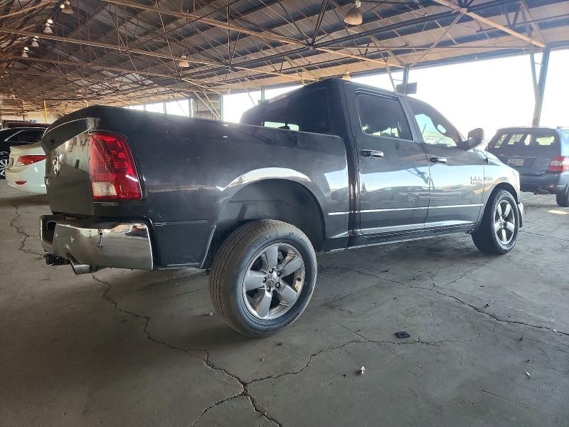2016 Dodge Ram 1500 slt