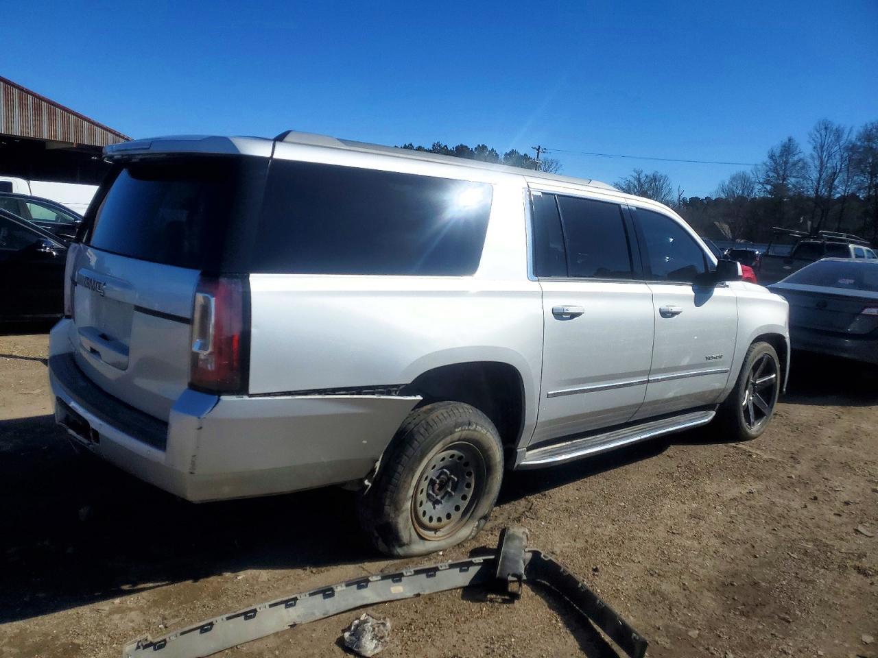 2017 GMC Yukon xl K1500 slt