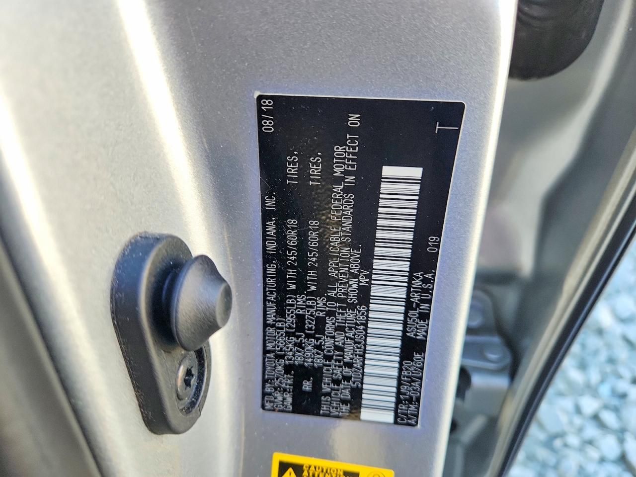 2018 Toyota Highlander le