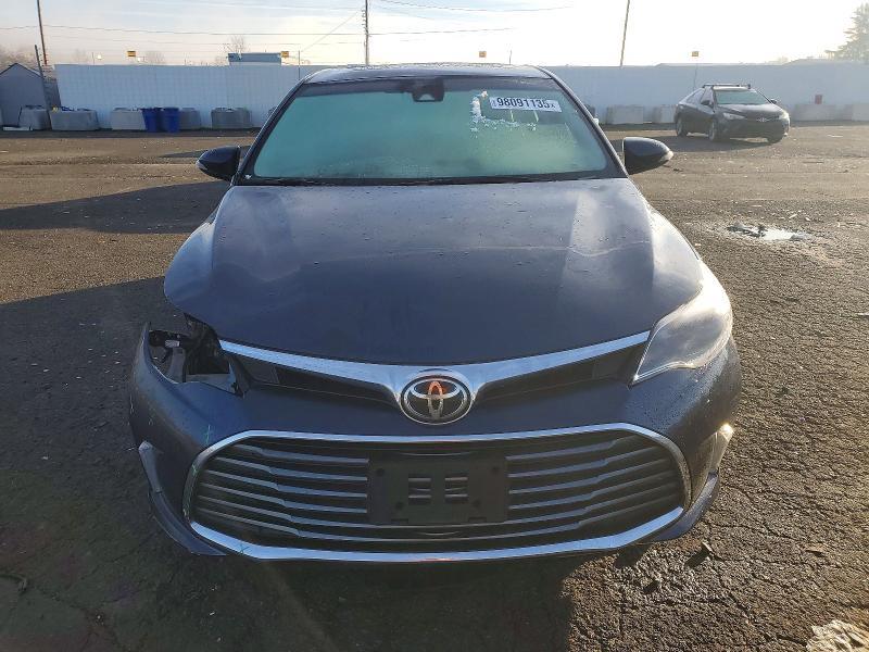 2016 Toyota Avalon xle