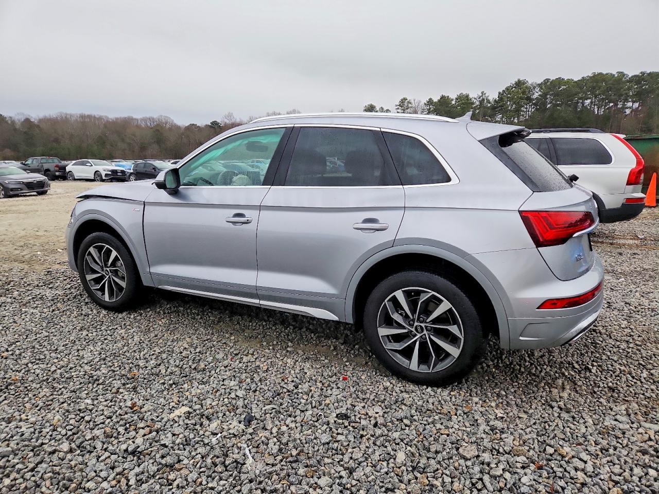 2023 Audi Q5 Premium Plus 45
