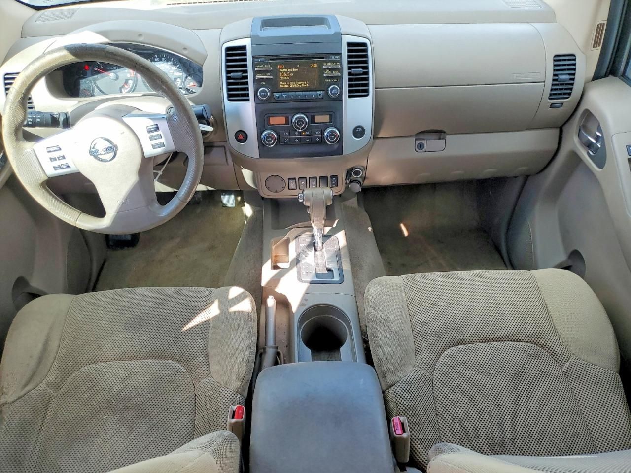 2014 Nissan Frontier s