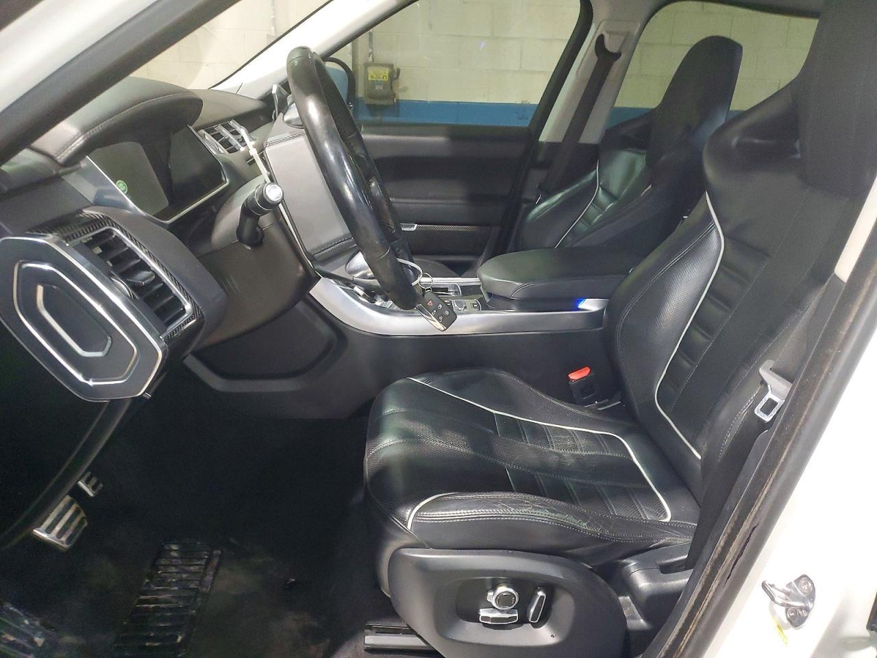 2016 Land Rover Range Rover Sport svr