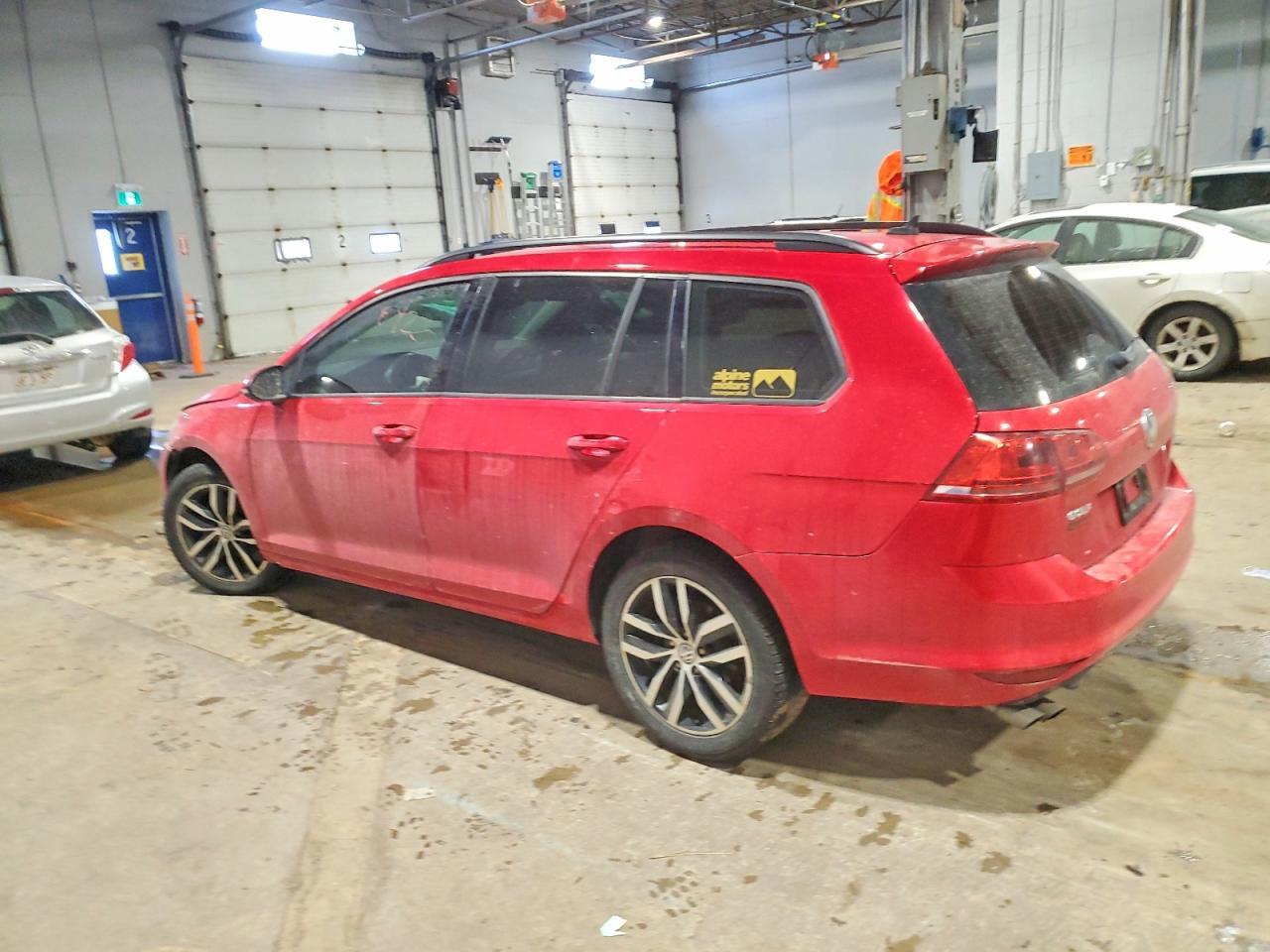 2016 Volkswagen Golf Sportwagen s