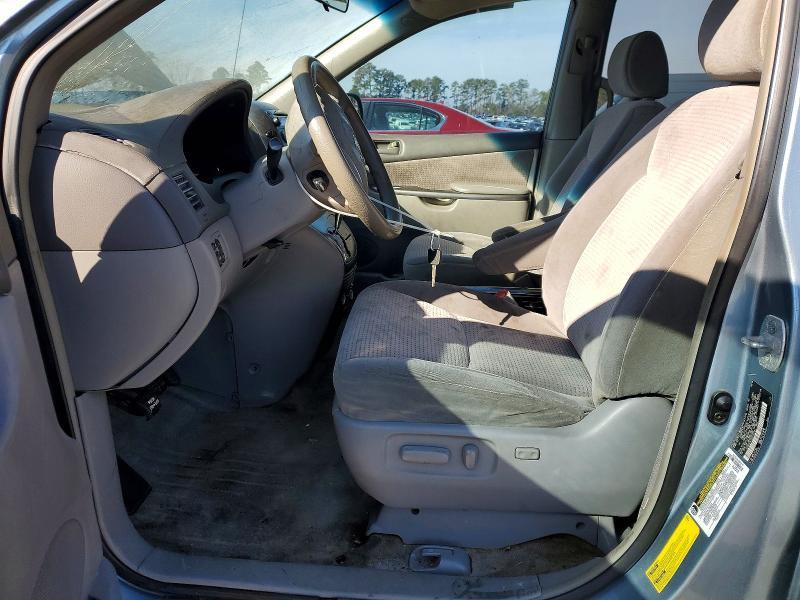 2006 Toyota Sienna le 7 Passenger