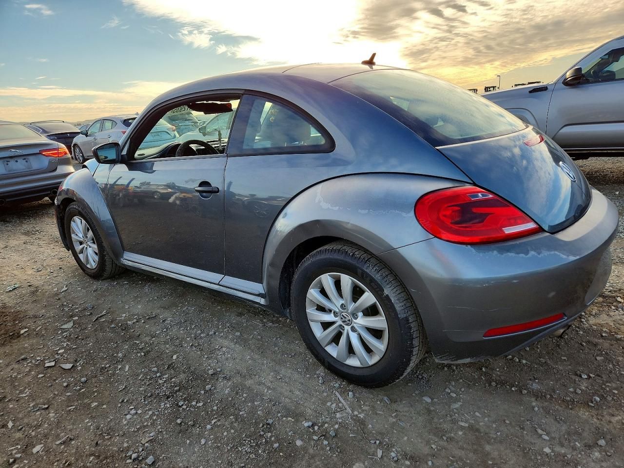 2013 Volkswagen Beetle