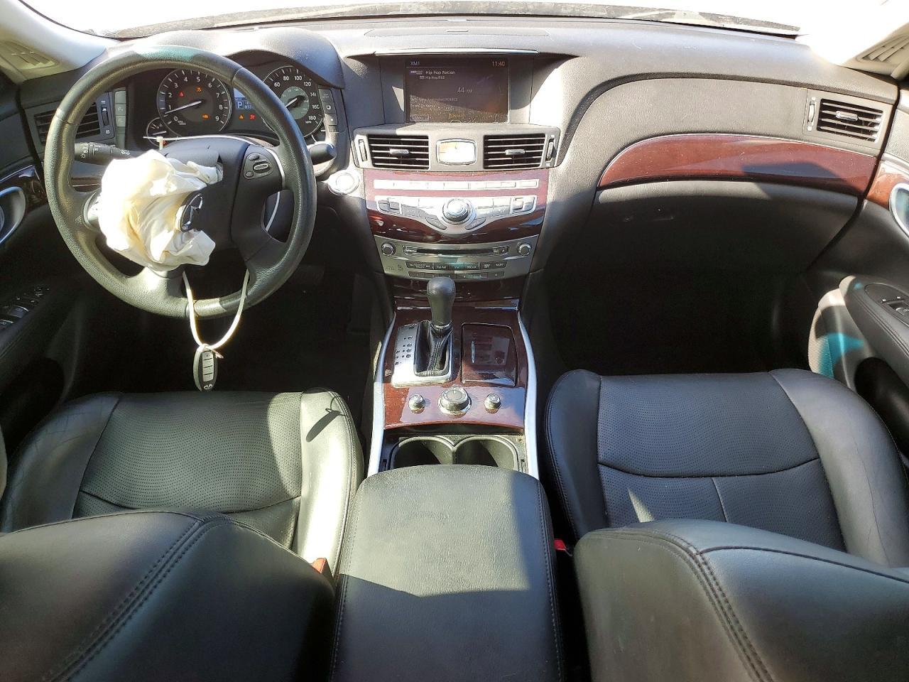 2013 Infiniti M37