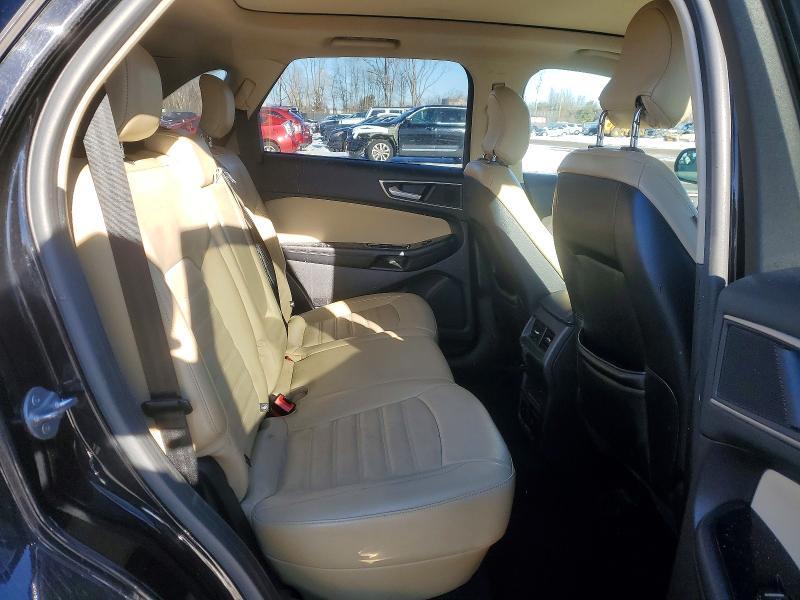 2018 Ford Edge sel