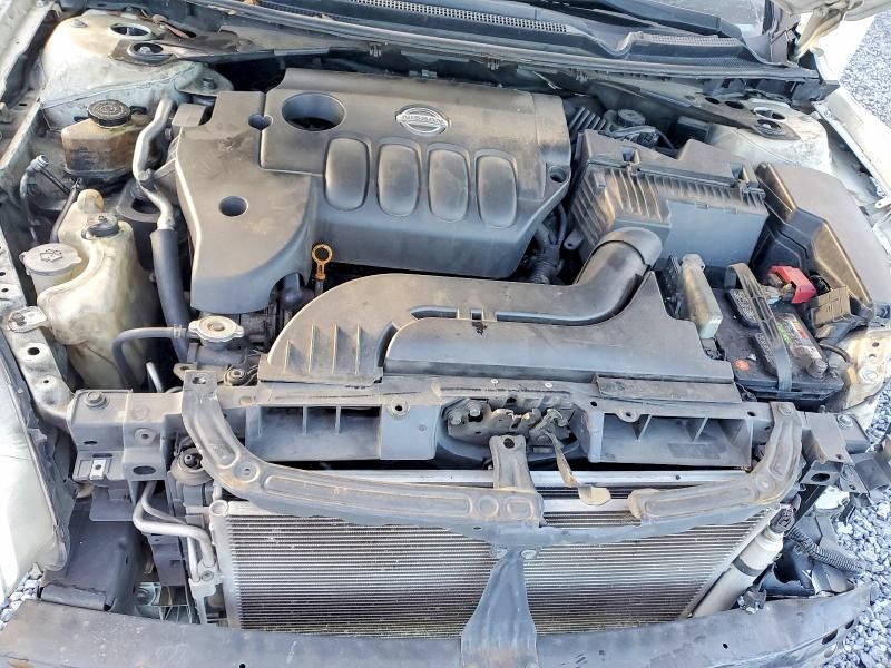 2010 Nissan Altima Base