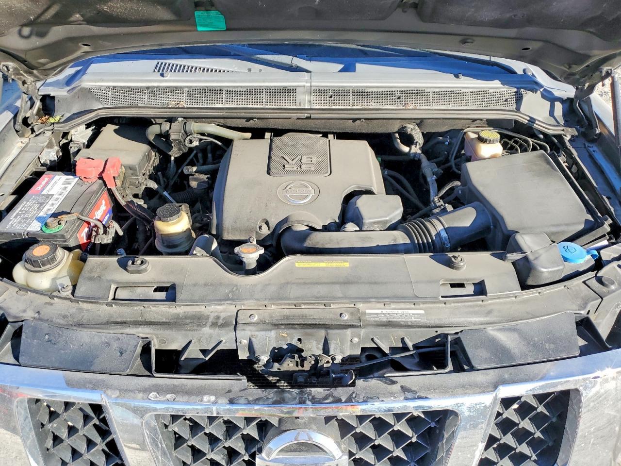 2012 Nissan Armada sv