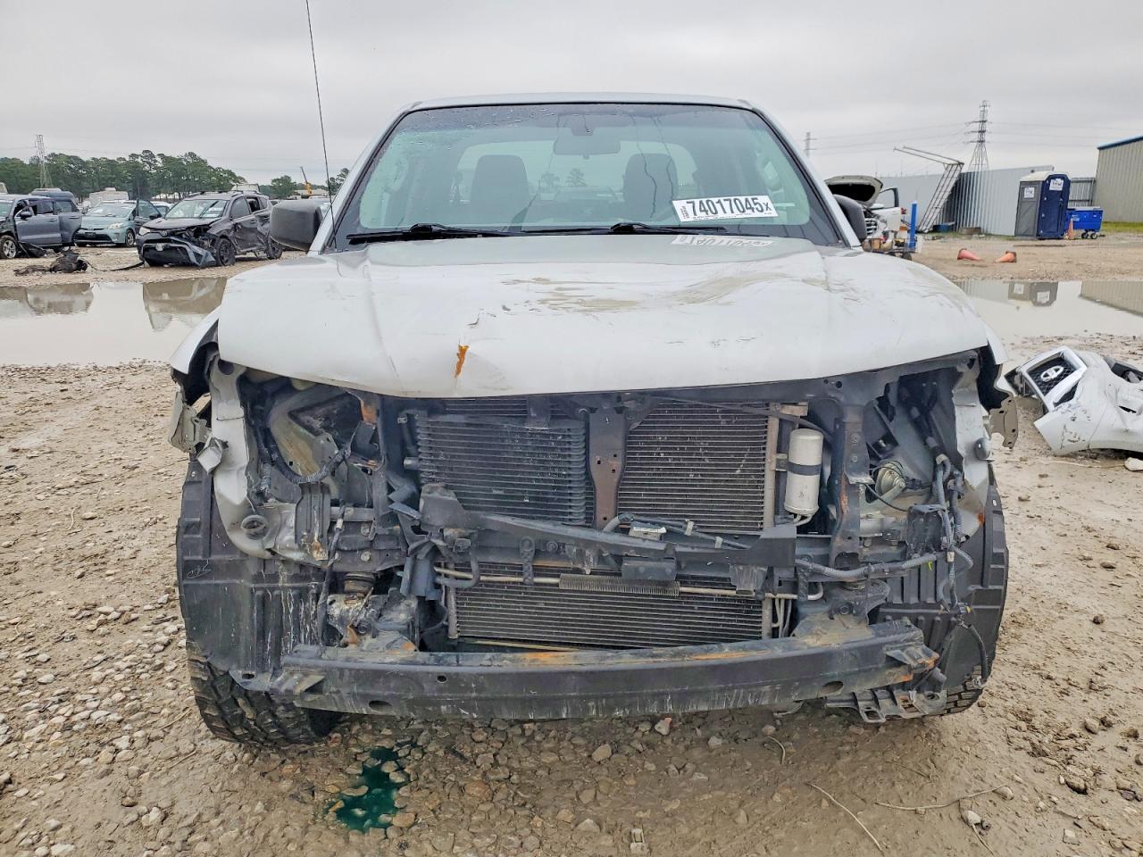 2012 Nissan Frontier s