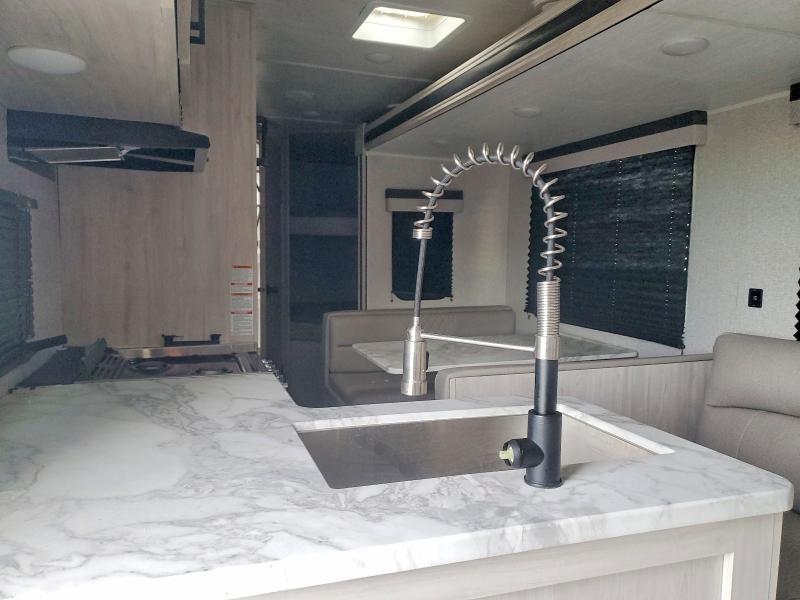 2022 Wildwood 2022 Foresriver East West-Trailer