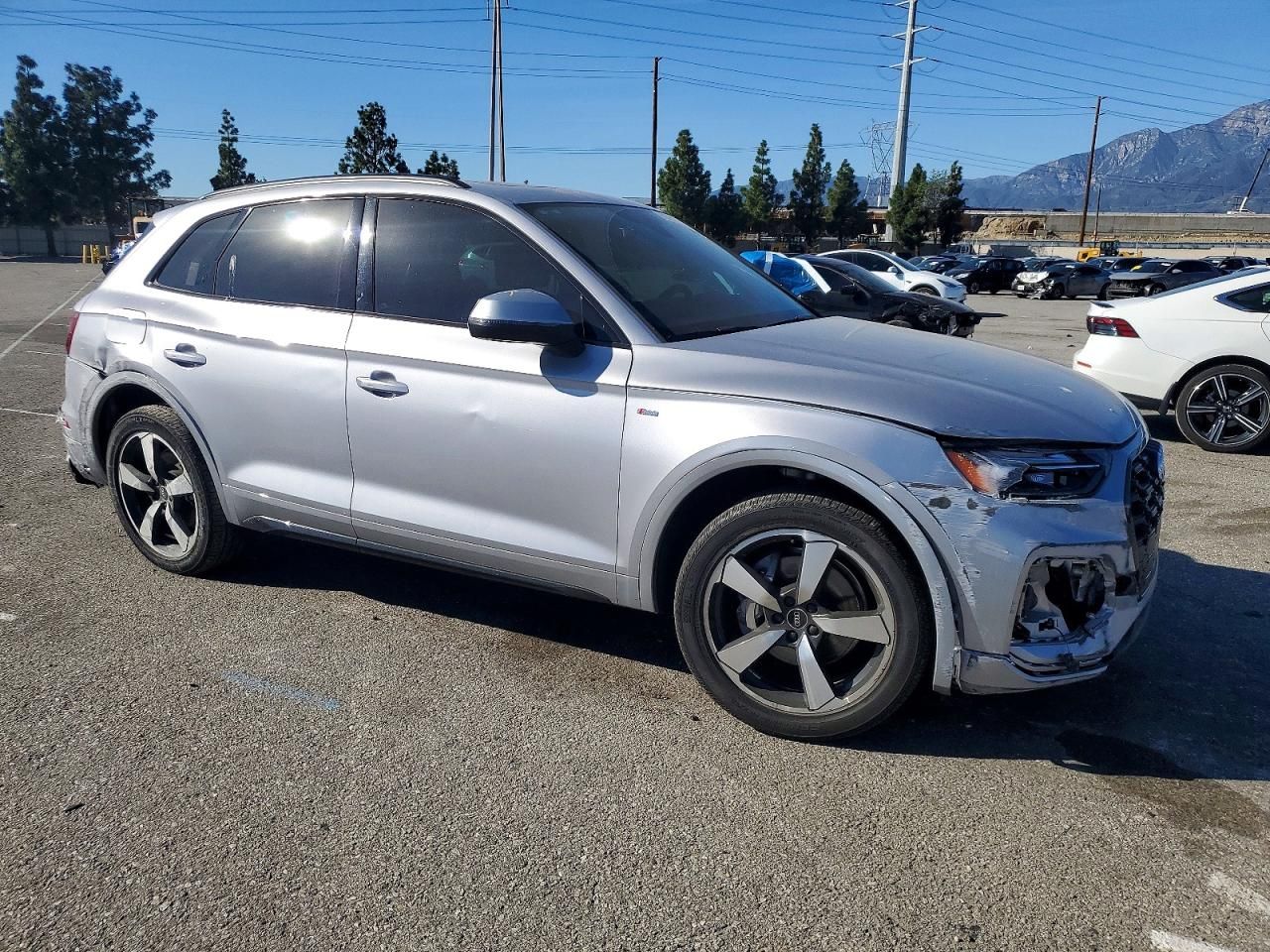 2022 Audi Q5 Premium Plus 45