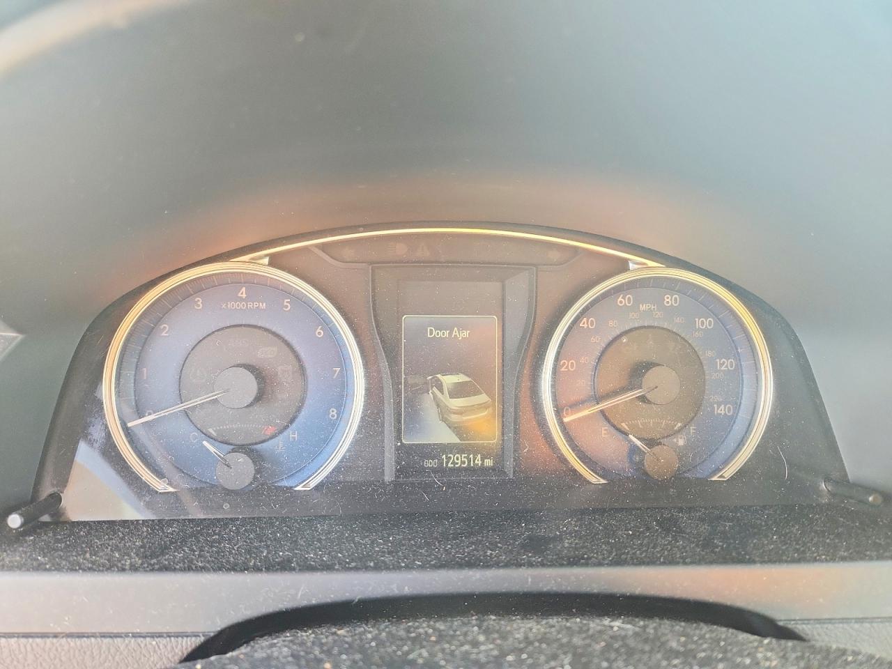 2016 Toyota Camry le