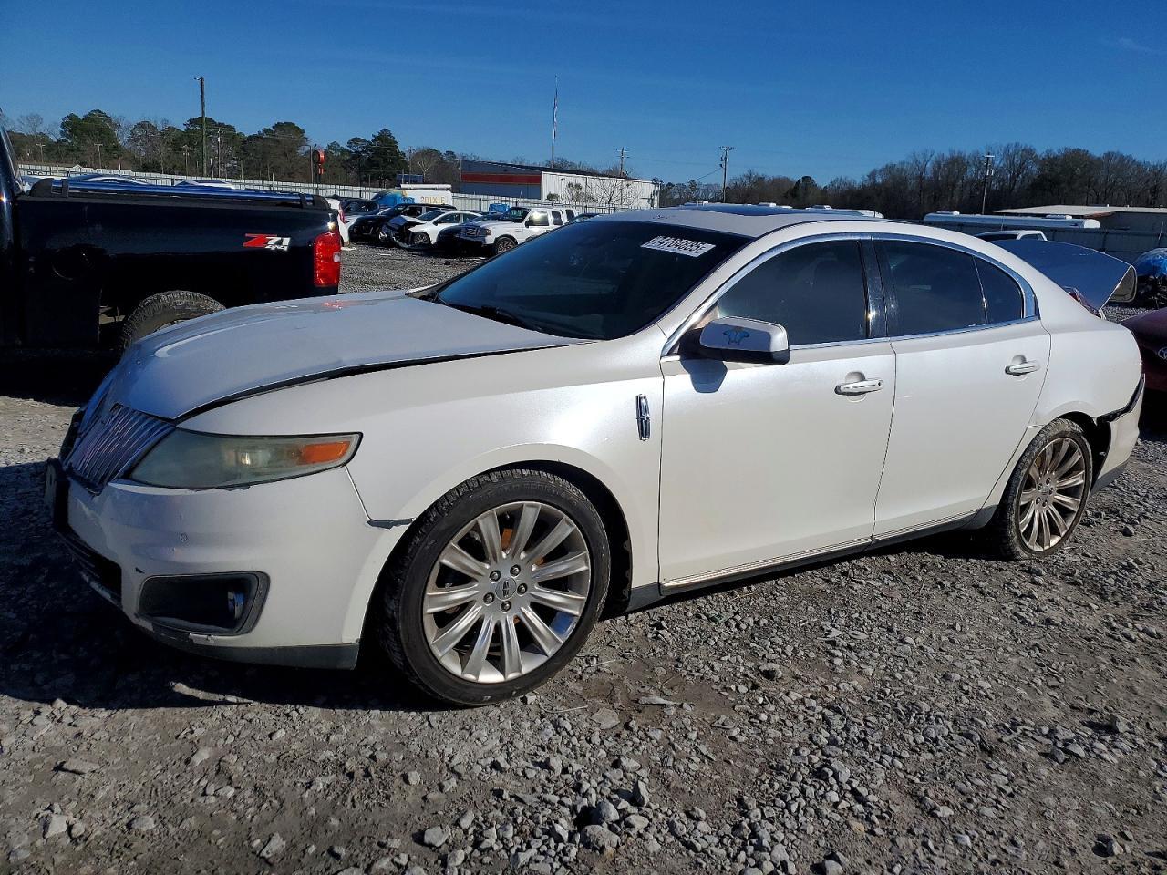 2011 Lincoln MKS