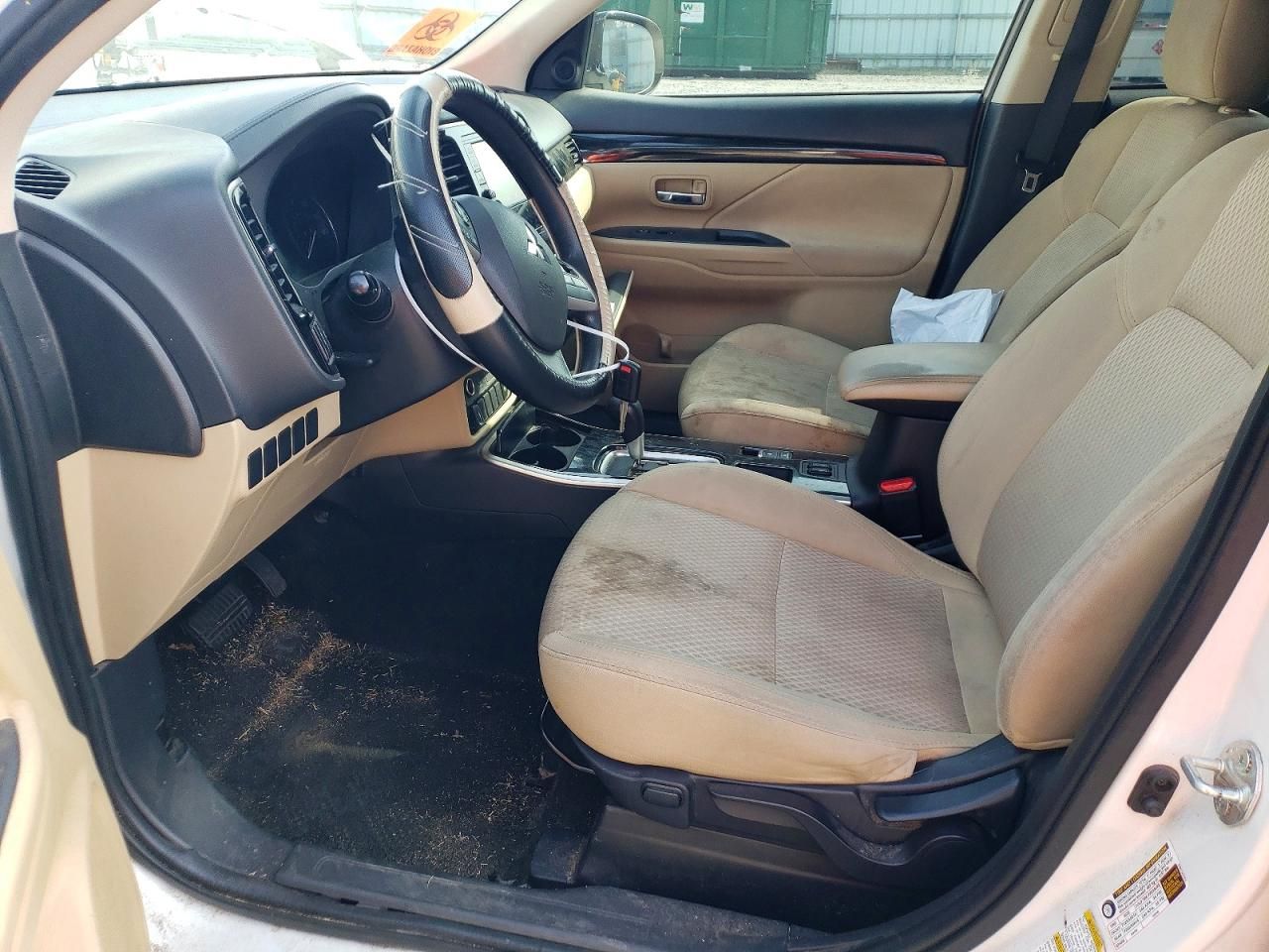 2020 Mitsubishi Outlander es