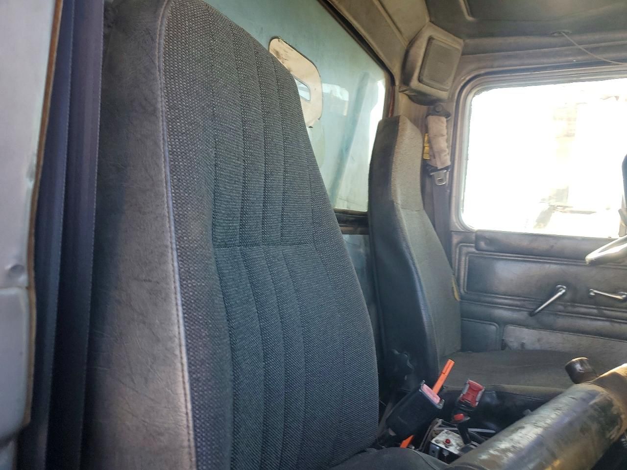 1999 Mack RD600 Dump Truck