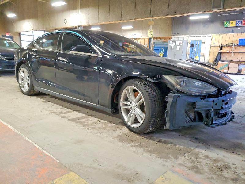 2015 Tesla Model s 70D