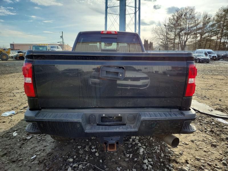 2018 GMC Sierra K2500 Denali