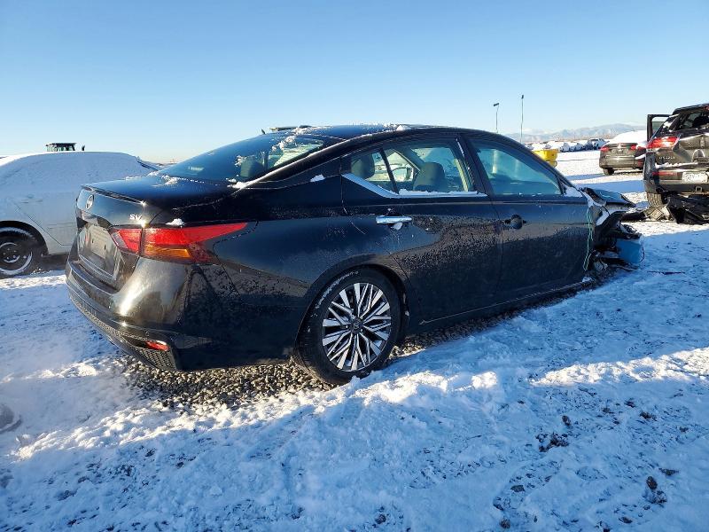 2023 Nissan Altima sv