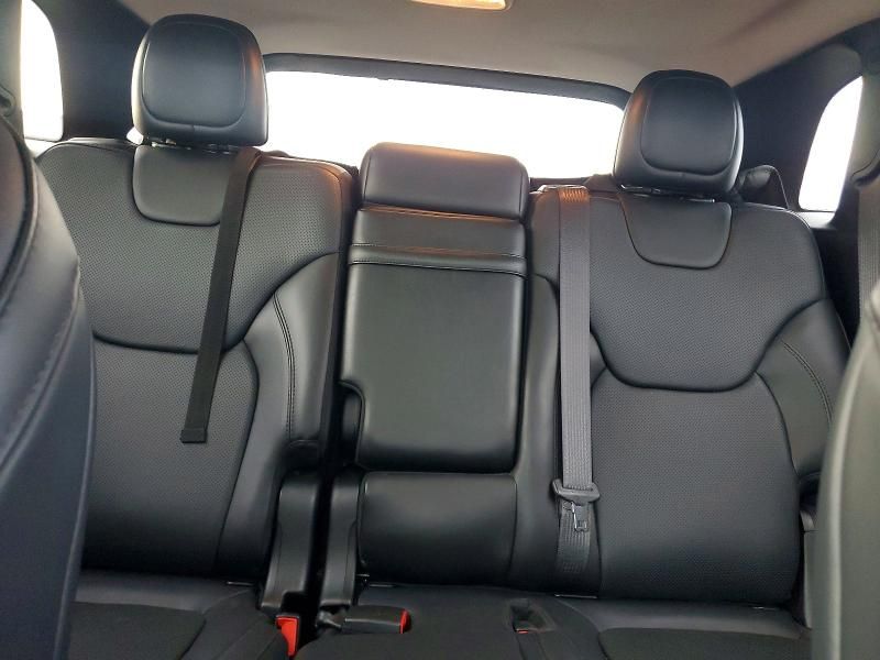 2017 Jeep Cherokee Overland