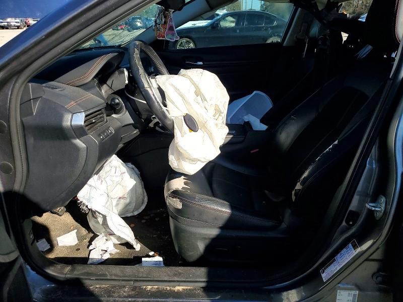 2019 Nissan Altima sr