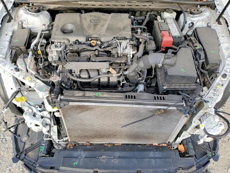 2020 Toyota Camry xle