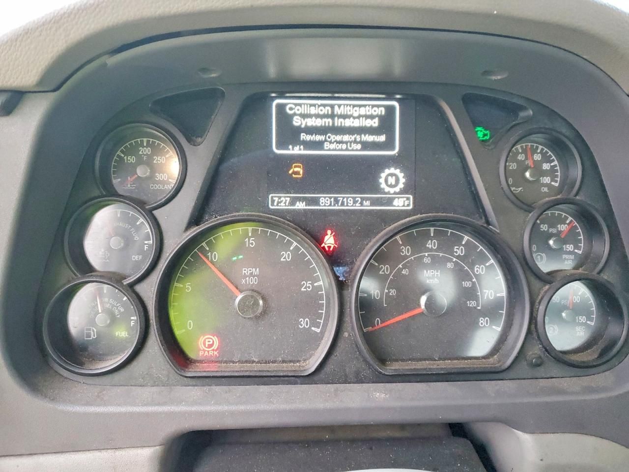 2017 Peterbilt Tractor 2017 Peterbilt 579 Semi Truck