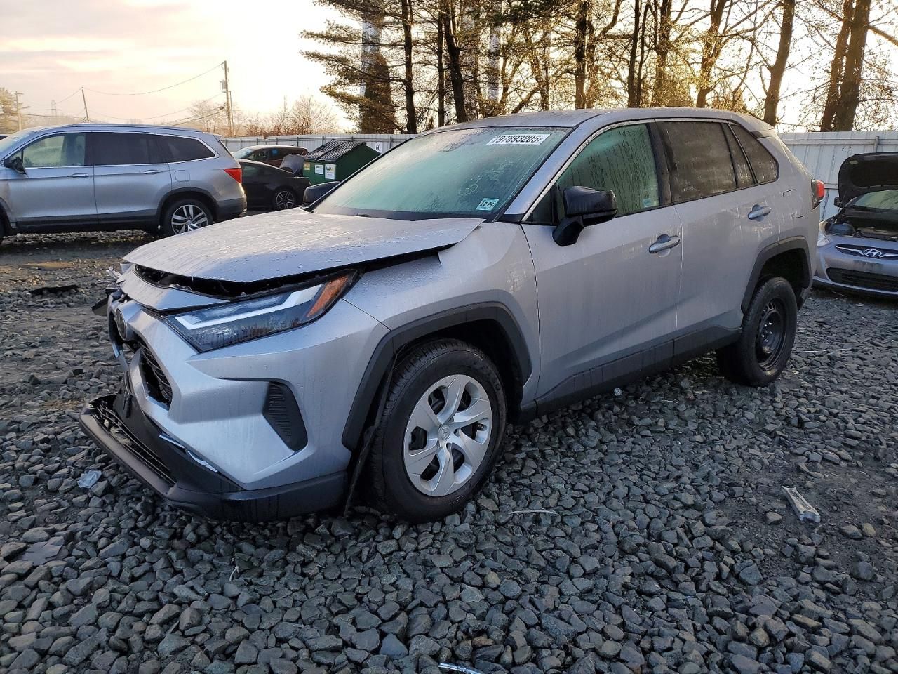2024 Toyota Rav4 le