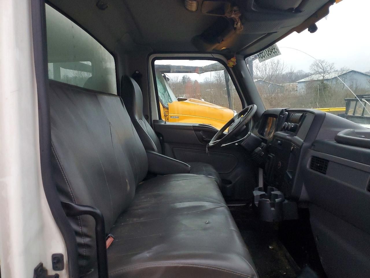 2021 International MV607 BOX Truck