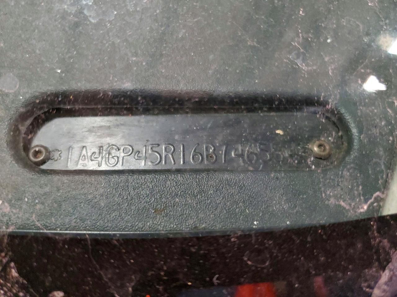 2006 Chrysler Town & Country