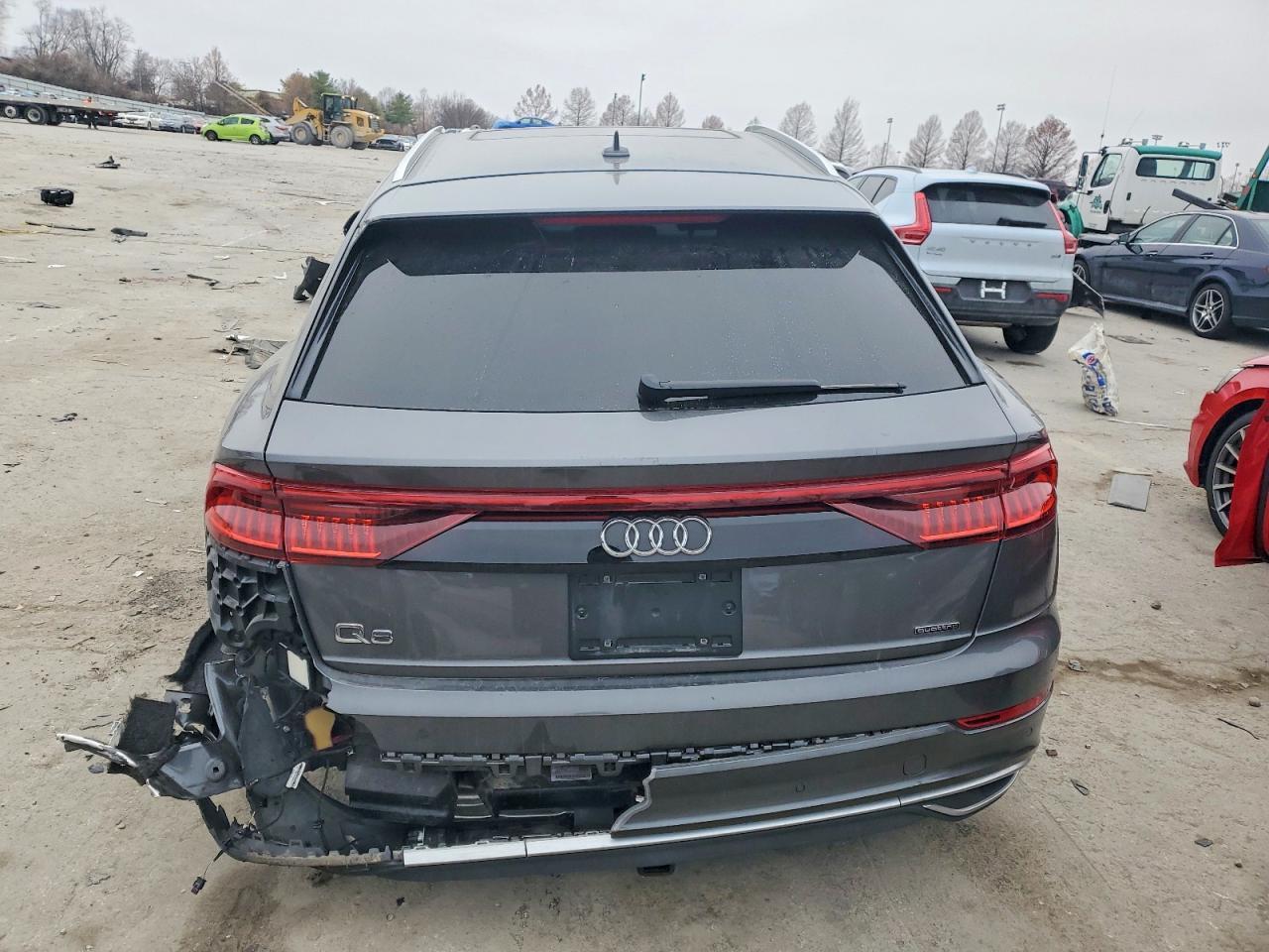 2019 Audi Q8 Premium Plus