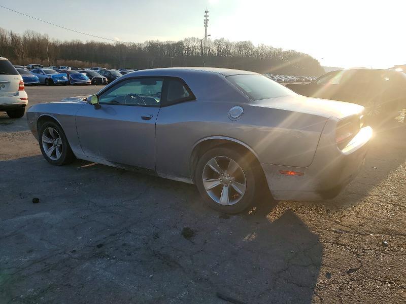 2016 Dodge Challenger sxt