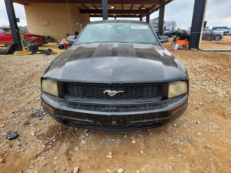 2005 Ford Mustang